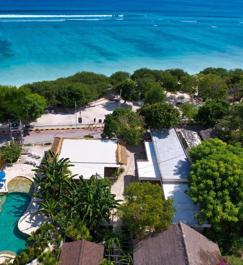 גילי טרוונגן Gili Teak Beach Front Resort מראה חיצוני תמונה
